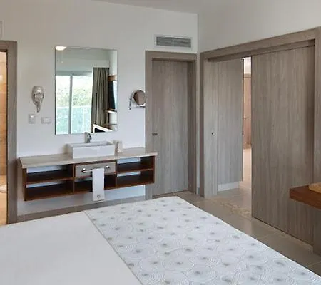 Presidential Suites-Imperial Suites Cabarete
